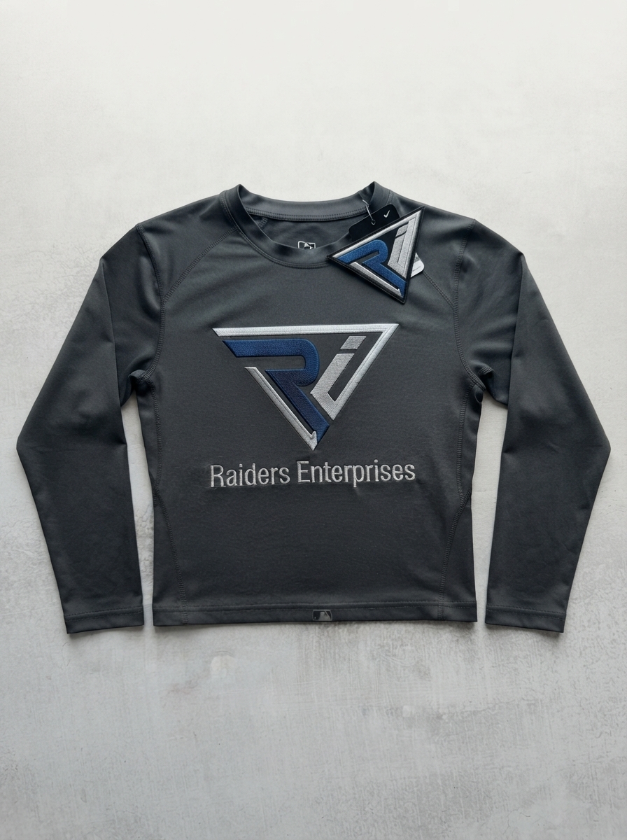 Baseball_compression_wear_with_logo_20261006203941